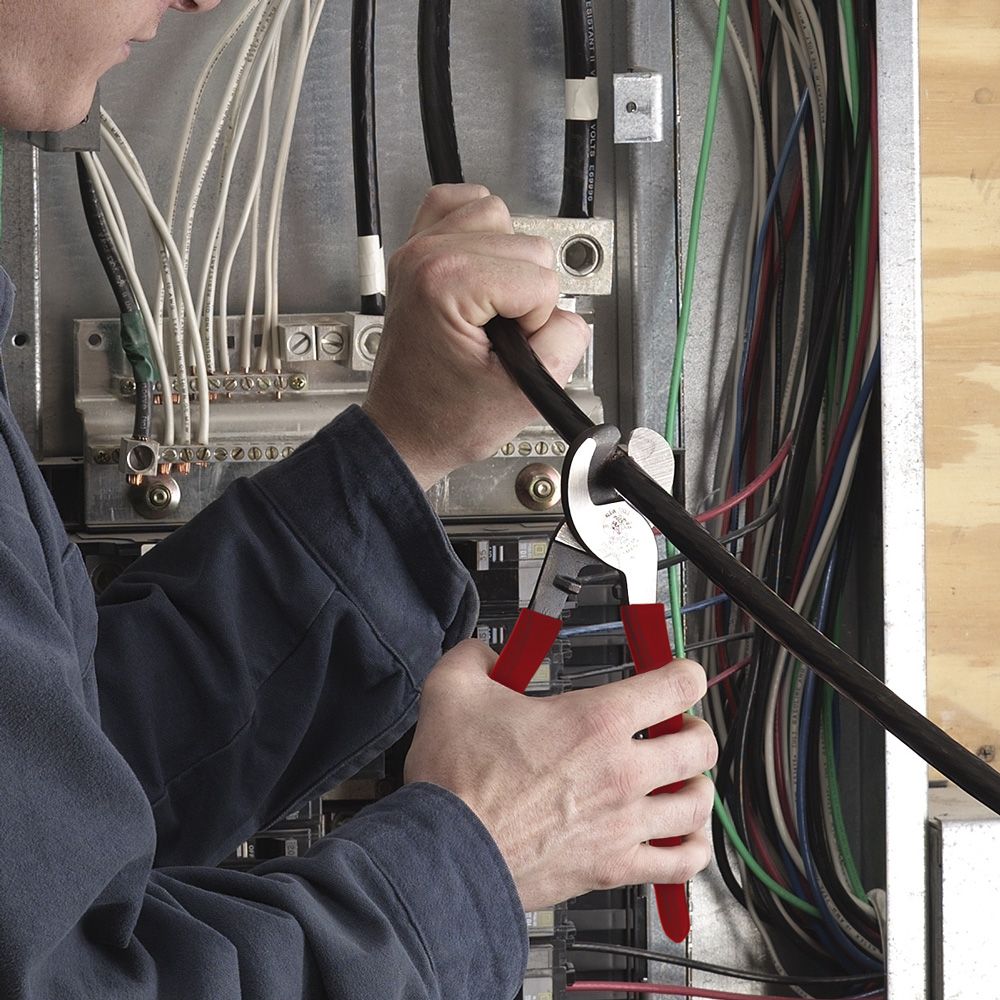 Klein Tools Journeyman J63050 High-Leverage Cable Cutter from Columbia Safety